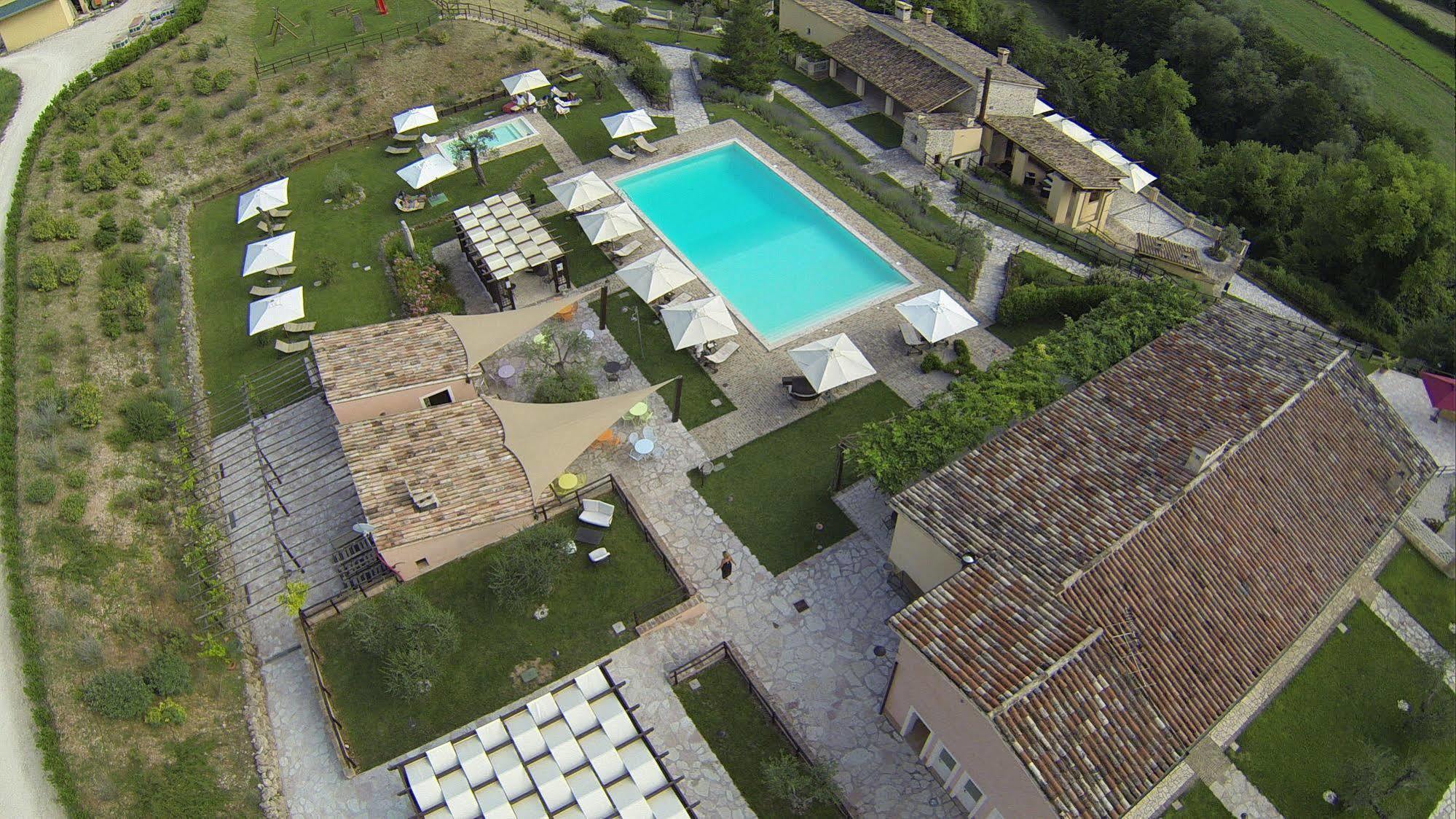 Hostal Antico Casale Urbani Scheggino Exterior foto